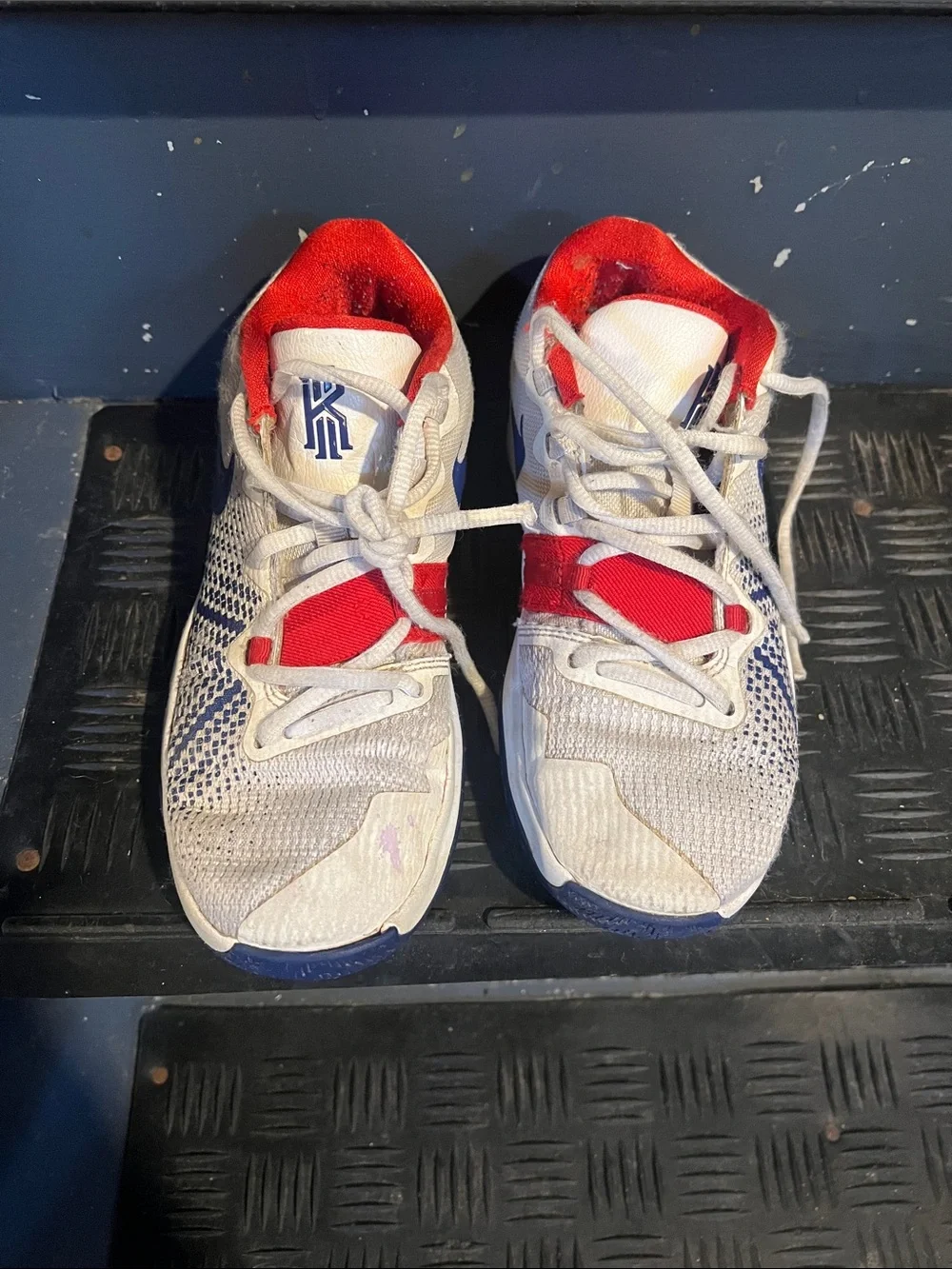 Nike Kids White, Red & Blue Sneakers